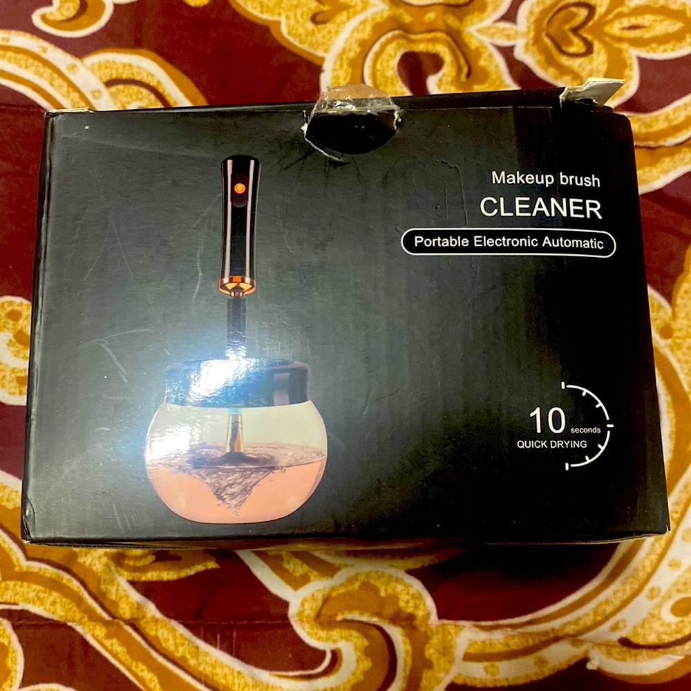 MakeUp Brush Cleaner